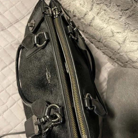 ****Authentic*** Coach Rabbit or Racoon Fur Hand Bag - Picture 6 of 10